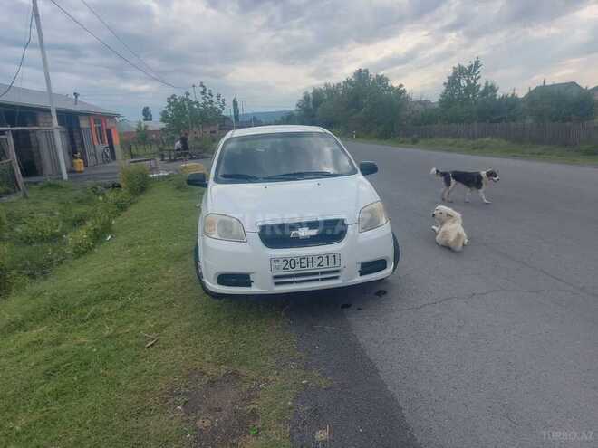 Chevrolet Aveo-1