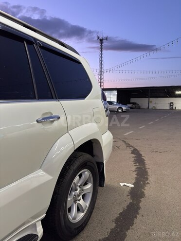 Toyota Land Cruiser Prado 2007, 220,000 km - 4.0 l - Gəncə