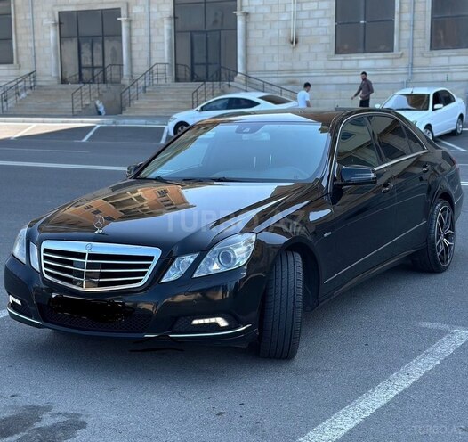 Mercedes E 300 d 2010, 366,000 km - 3.0 l - Bakı