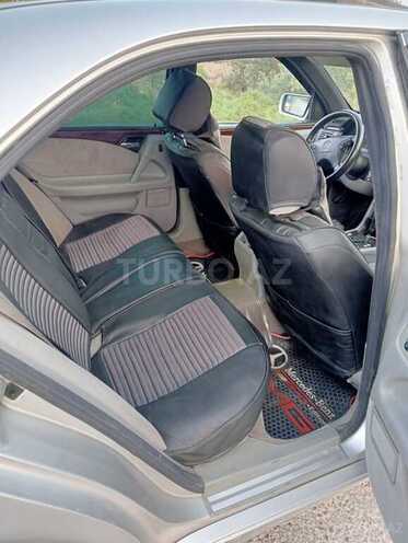 Mercedes E 230 1996, 627,690 km - 2.3 l - Sabirabad