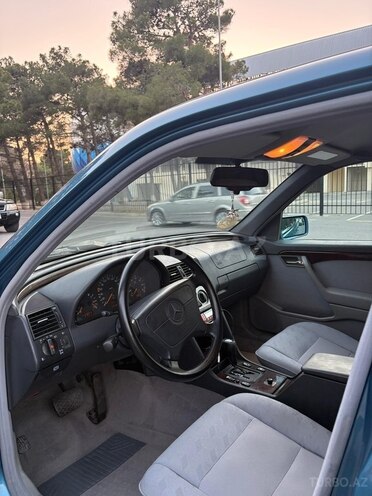Mercedes C 200 1997, 300,000 km - 2.0 л - Sumqayıt