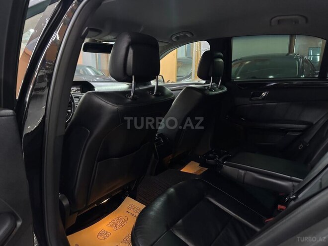 Mercedes E 220 d-16