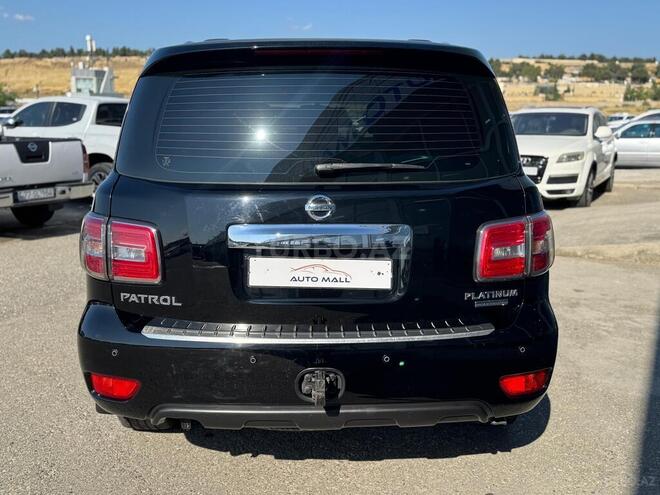 Nissan Patrol 2013, 189,000 km - 5.6 l - Bakı