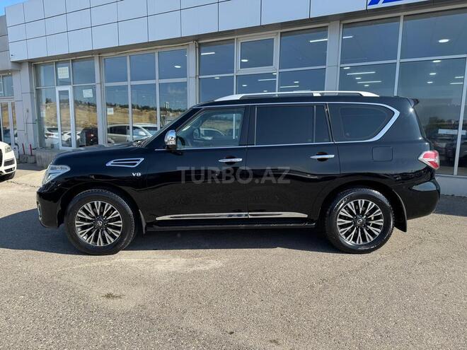 Nissan Patrol 2013, 189,000 km - 5.6 l - Bakı