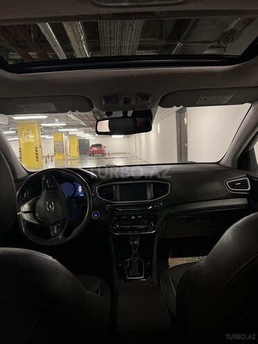 Hyundai IONIQ-3