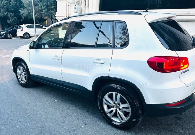Volkswagen Tiguan-12