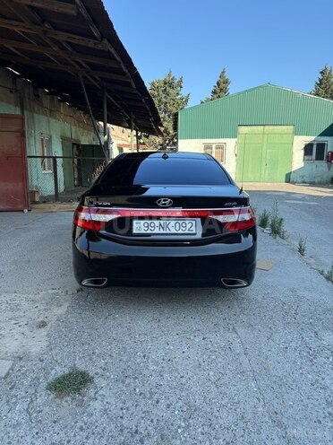 Hyundai Grandeur-6