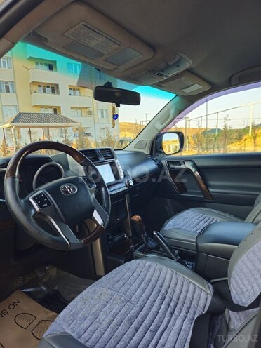 Toyota Land Cruiser Prado 2010, 230,000 km - 2.7 л - Bakı