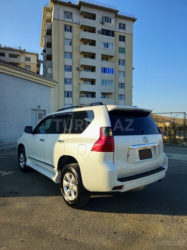 Toyota Land Cruiser Prado 2010, 230,000 km - 2.7 л - Bakı