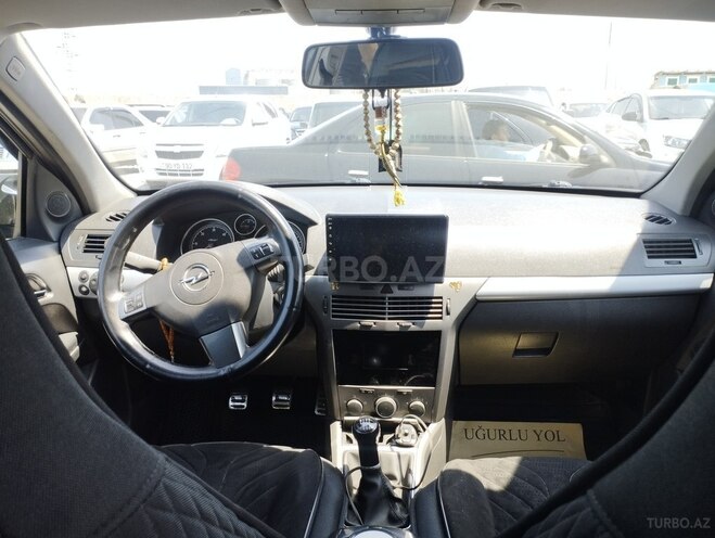 Opel Astra 2006, 285,300 km - 1.3 l - Bakı