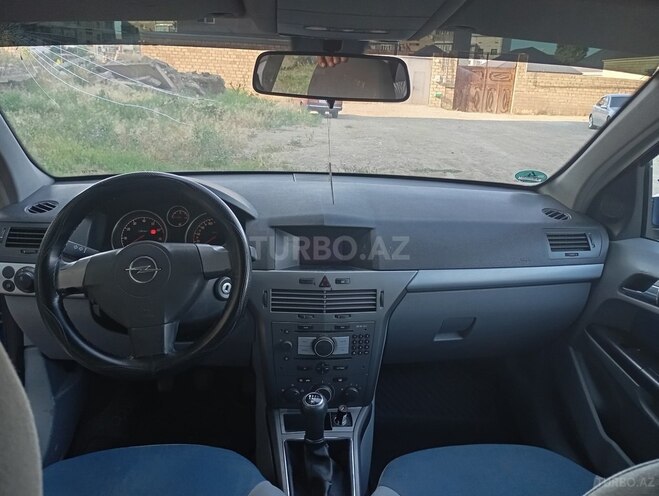 Opel Astra 2004, 198,230 km - 1.4 л - Gəncə