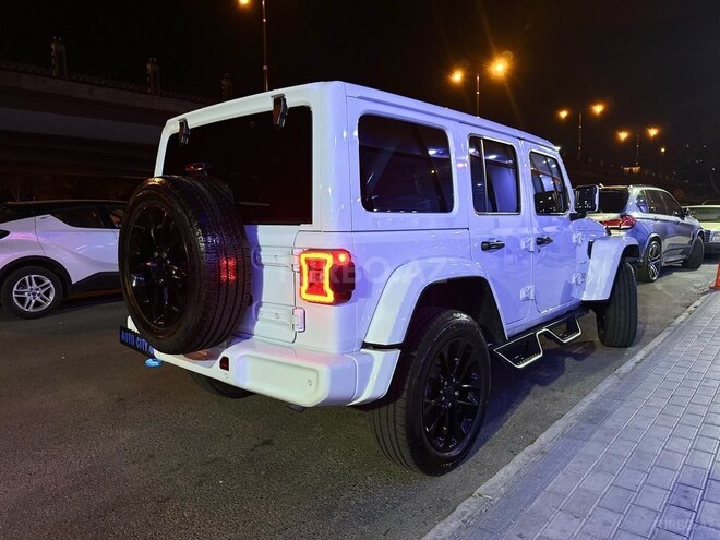 Jeep Wrangler-4