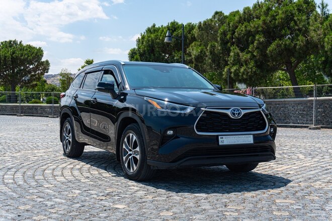 Toyota Highlander-3