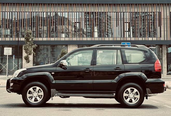 Toyota Land Cruiser Prado-6
