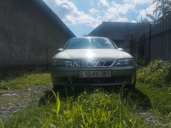 Opel Vectra 1996, 222,222 km - 2.0 l - Qəbələ