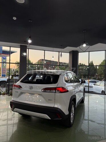 Toyota Corolla Cross 2025, 0 km - 2.0 л - Bakı