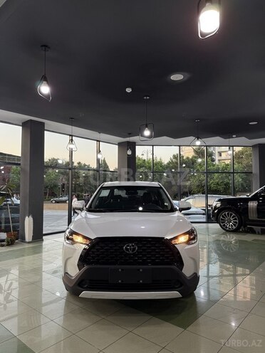 Toyota Corolla Cross 2025, 0 km - 2.0 л - Bakı