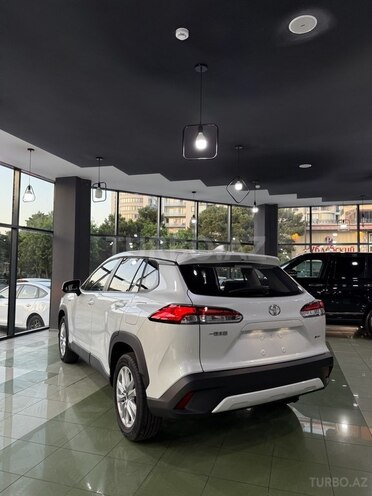 Toyota Corolla Cross 2025, 0 km - 2.0 л - Bakı