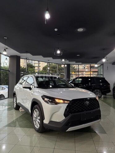 Toyota Corolla Cross 2025, 0 km - 2.0 л - Bakı