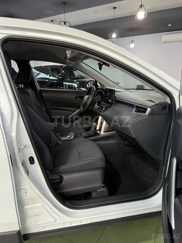 Toyota Corolla Cross 2025, 0 km - 2.0 л - Bakı