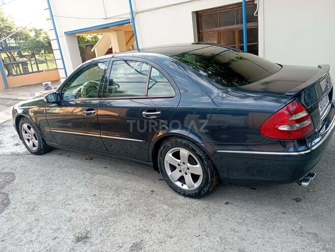 Mercedes E 240 2002, 142,000 km - 2.6 l - Bərdə