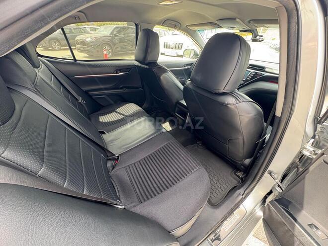 Toyota Camry-7