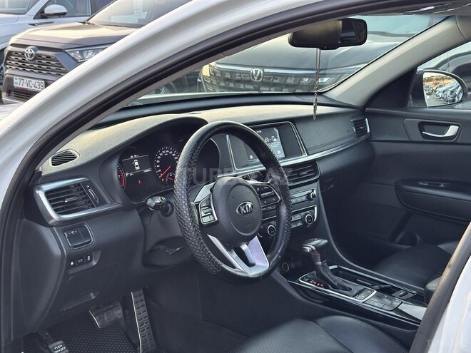 Kia Optima-15
