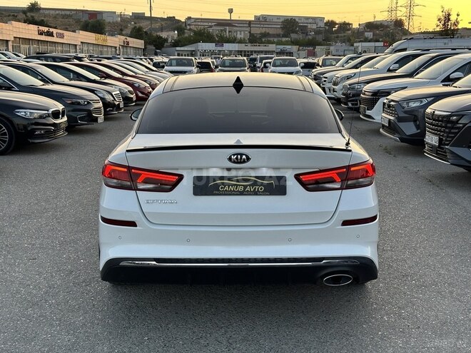 Kia Optima-12