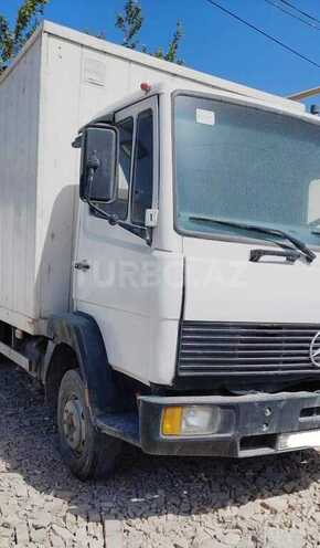 Mercedes Atego 814 1990, 200,000 km - 3.9 l - Bakı