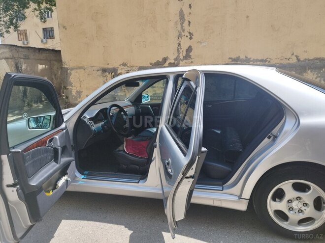 Mercedes E 240 1998, 220,000 km - 2.4 l - Sumqayıt