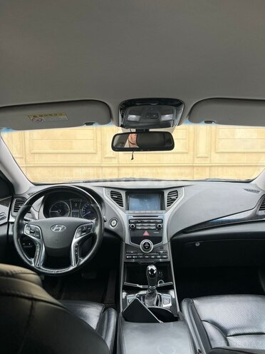 Hyundai Grandeur-5