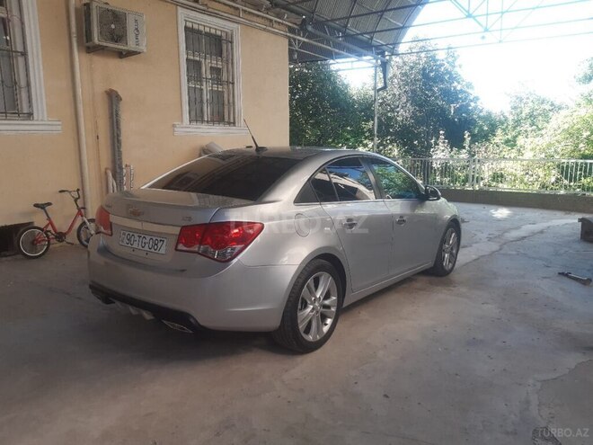 Chevrolet Cruze 2013, 235,000 km - 1.4 l - Gəncə