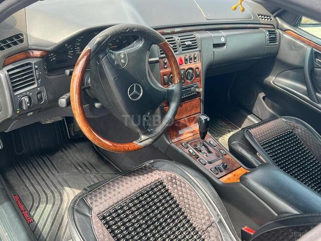 Mercedes E 270 2001, 440,000 km - 2.7 l - Bakı