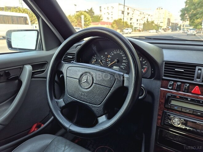 Mercedes C 200 1999, 312,000 km - 2.0 л - Bakı