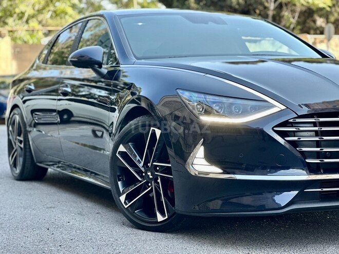 Hyundai Sonata-4