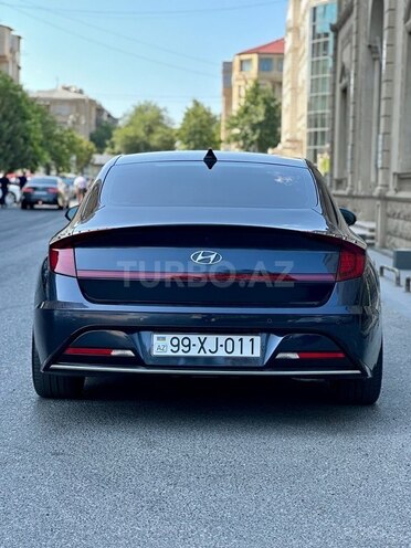 Hyundai Sonata-6