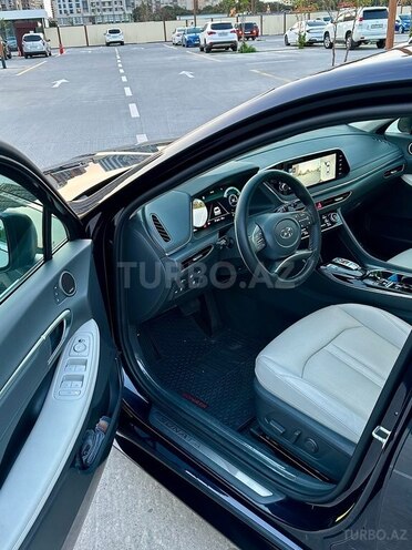 Hyundai Sonata-14