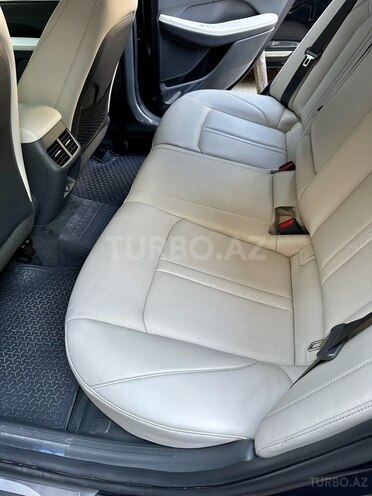 Hyundai Sonata-17