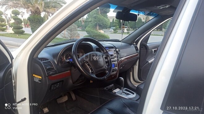 Hyundai Santa Fe-4