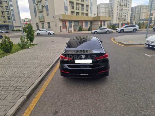 Hyundai Elantra 2016, 150,000 km - 2.0 l - Bakı