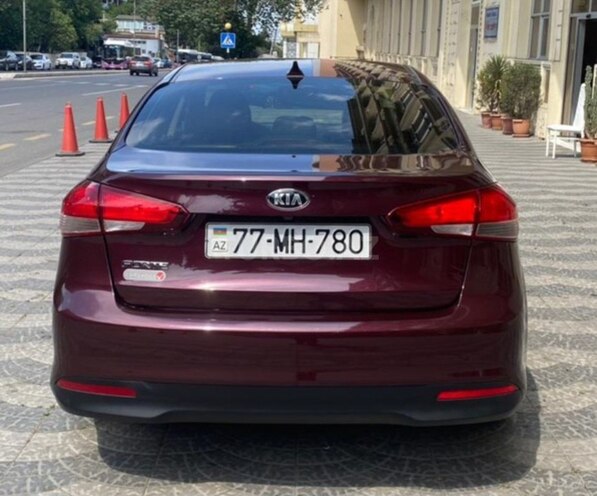Kia Cerato 2018, 10,500 km - 2.0 l - Bakı