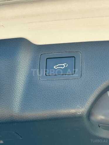 Hyundai Santa Fe-14