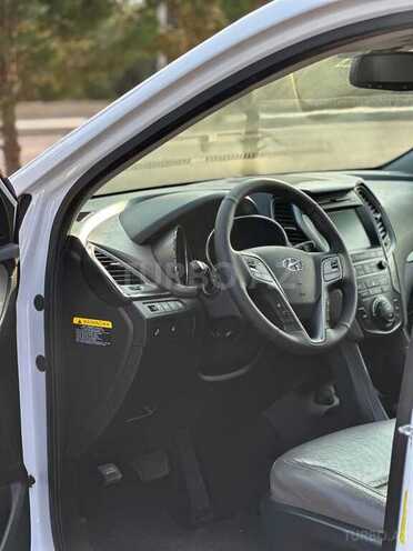 Hyundai Santa Fe-8