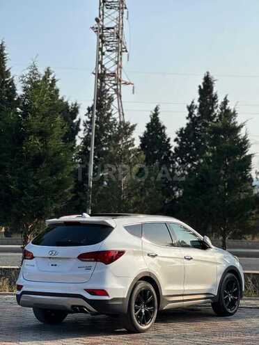 Hyundai Santa Fe-4