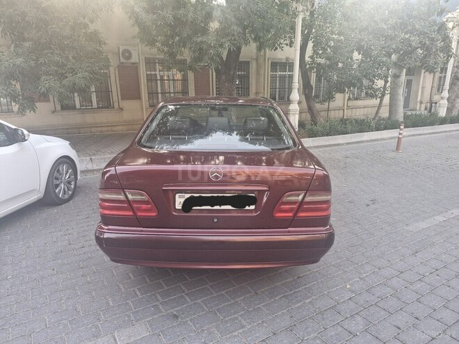 Mercedes 200 2001, 324,000 km - 2.0 l - Gəncə