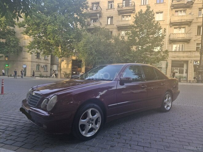 Mercedes 200 2001, 324,000 km - 2.0 l - Gəncə