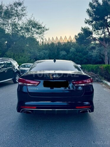 Kia Optima-3