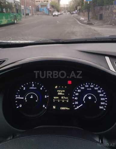 Hyundai Grandeur-12