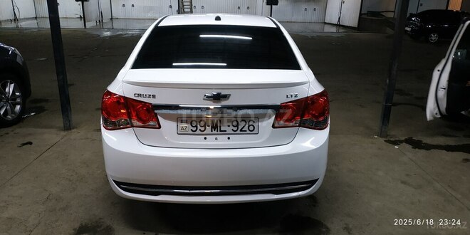 Chevrolet Cruze-10