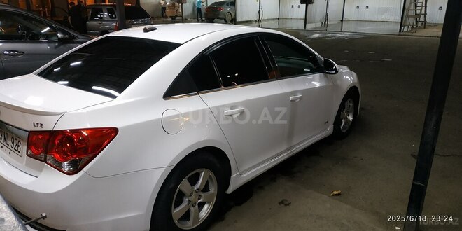 Chevrolet Cruze-5